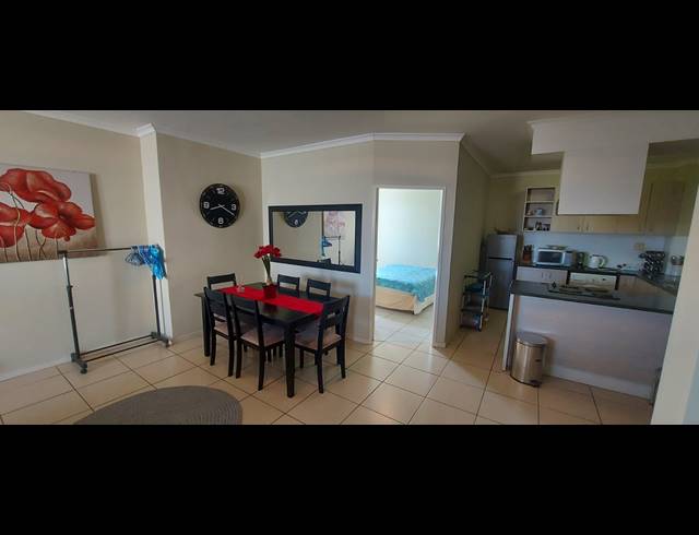 2 BEDROOM APARTMENT FOR SALE IN UMHLANGA RIDGE